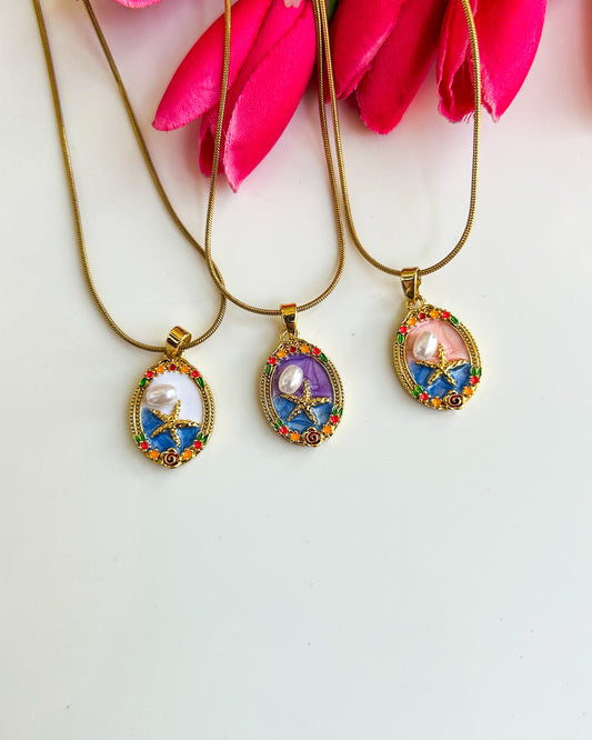 Beachy vintage necklace