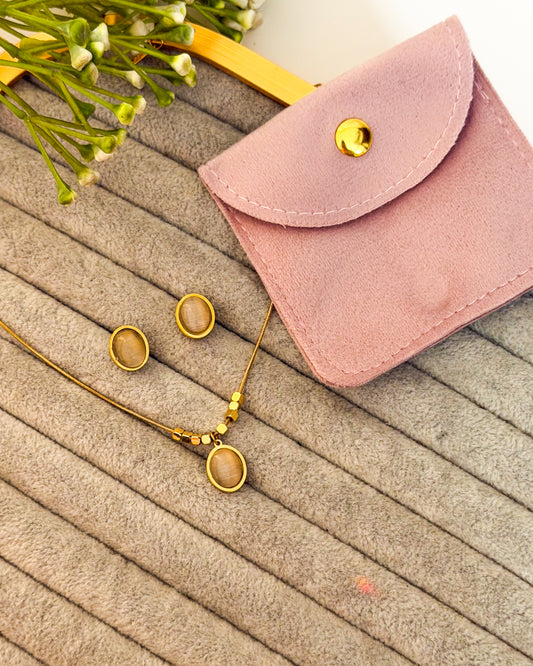 Beige colour combo with pouch