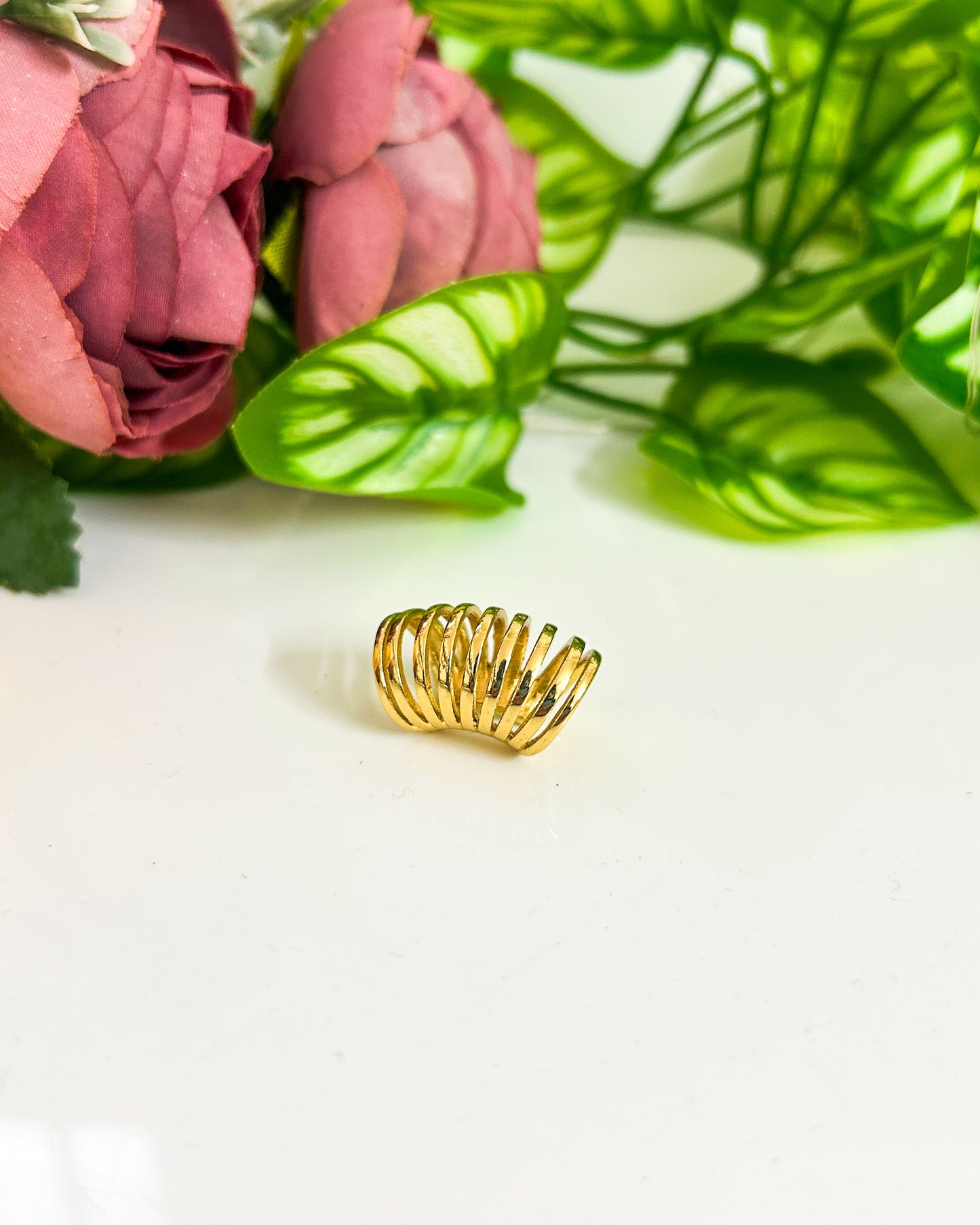 solid gold no piercing Earcuff