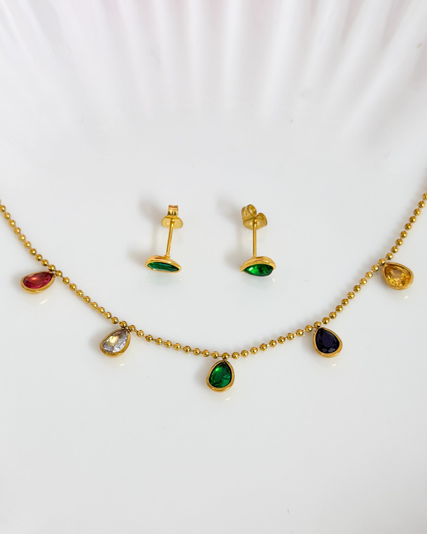 Drop stone necklace with studs