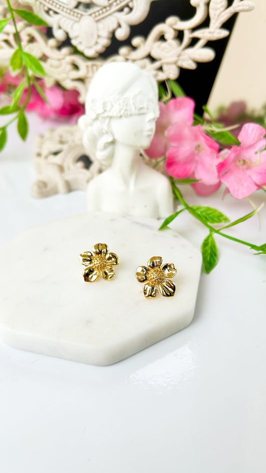 Mini floral studs