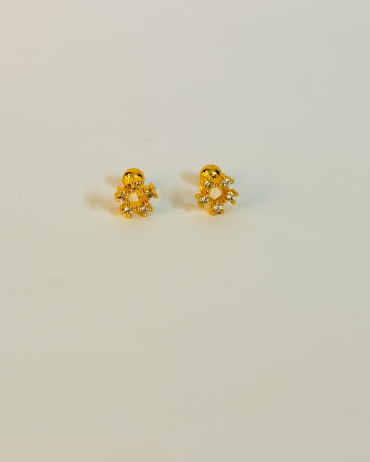 Hollow flower ball back studs