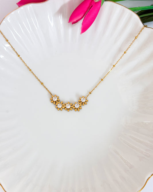 Cluster of flower necklace