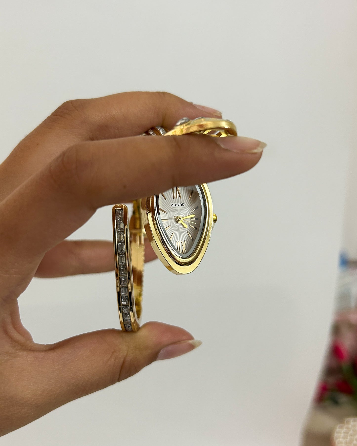 Premium Pink serpent watch