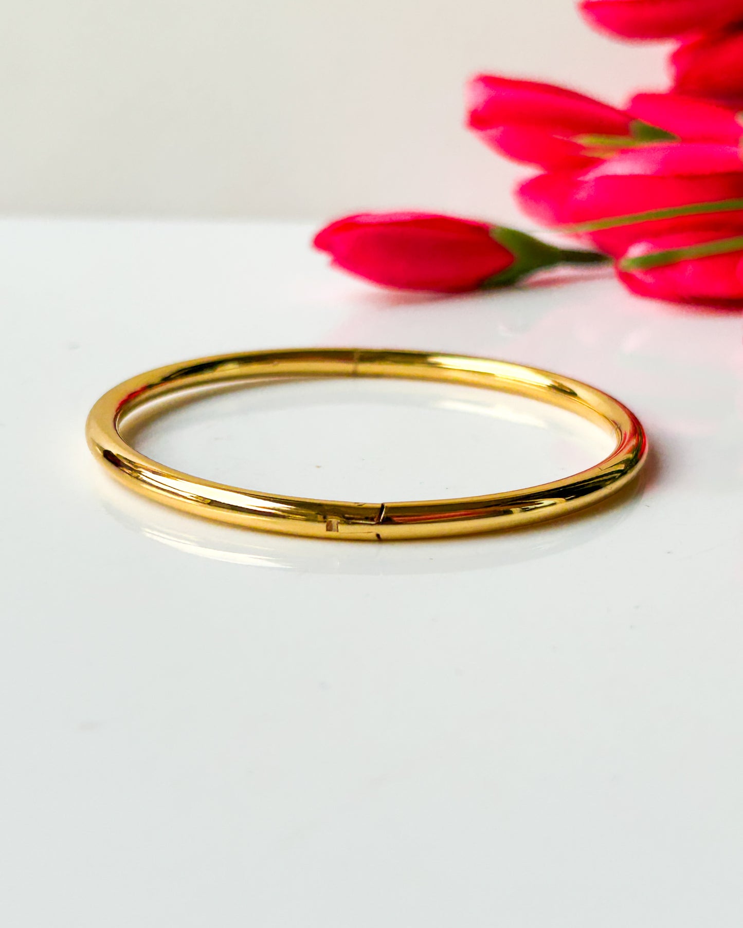 Plain round bracelet