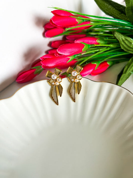 Classic floral Earring