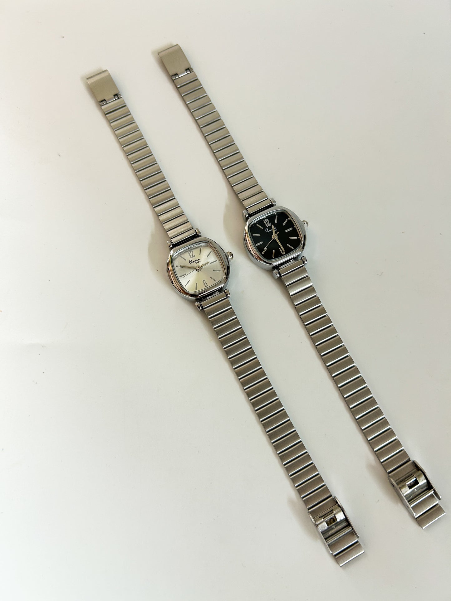 Nova watch