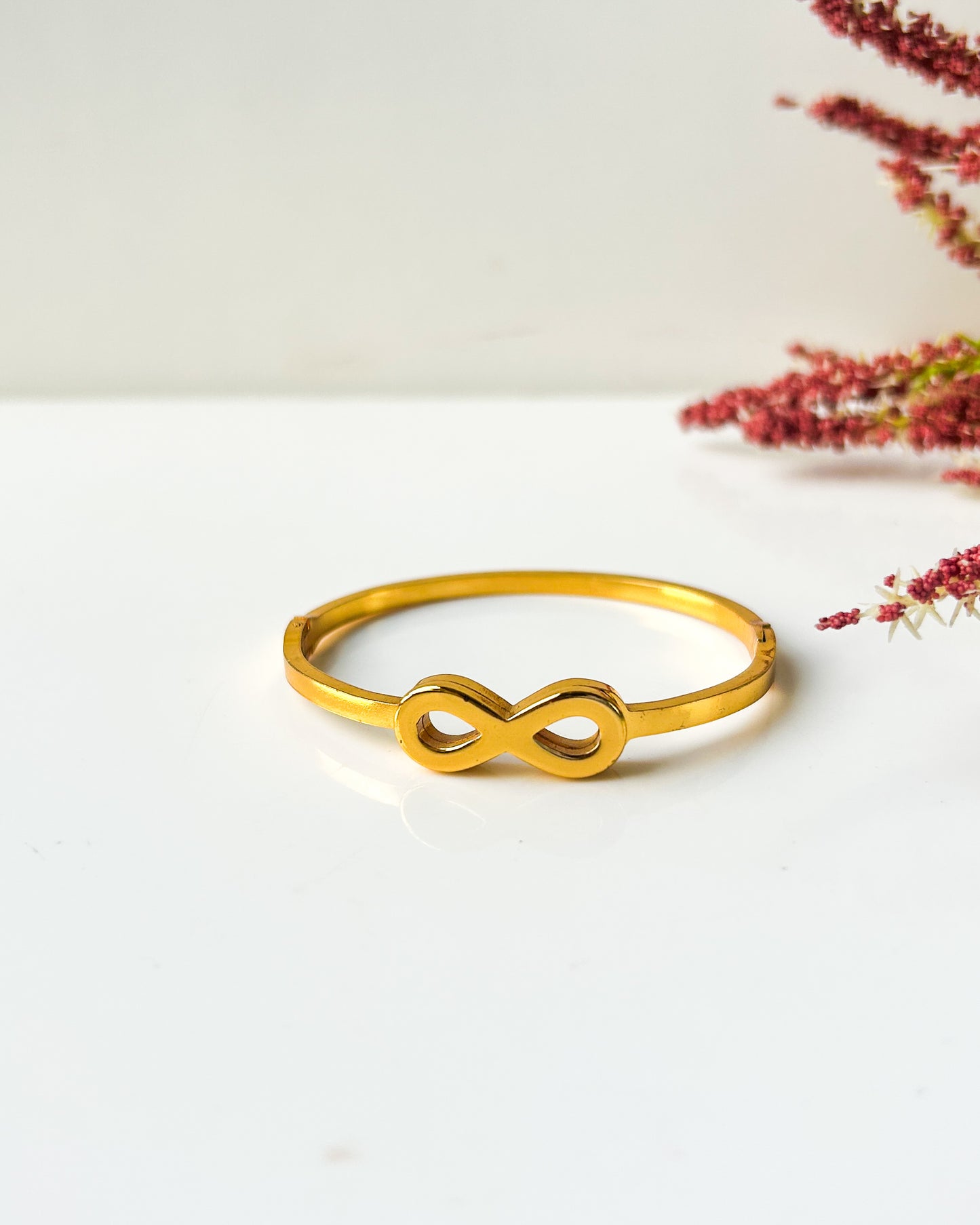 Infinity thin wrist bracelet