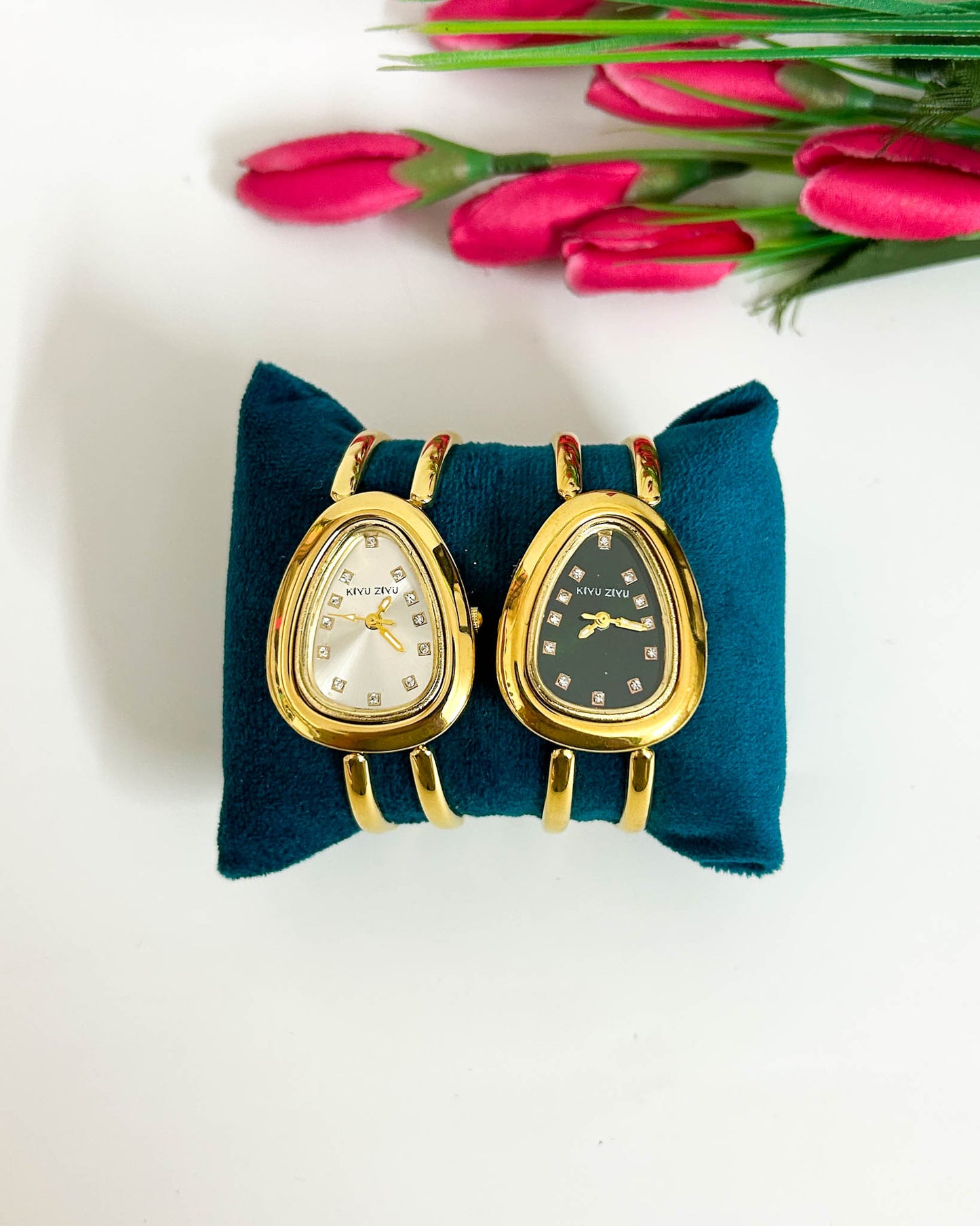 Golden petal thin wrist baby size watch