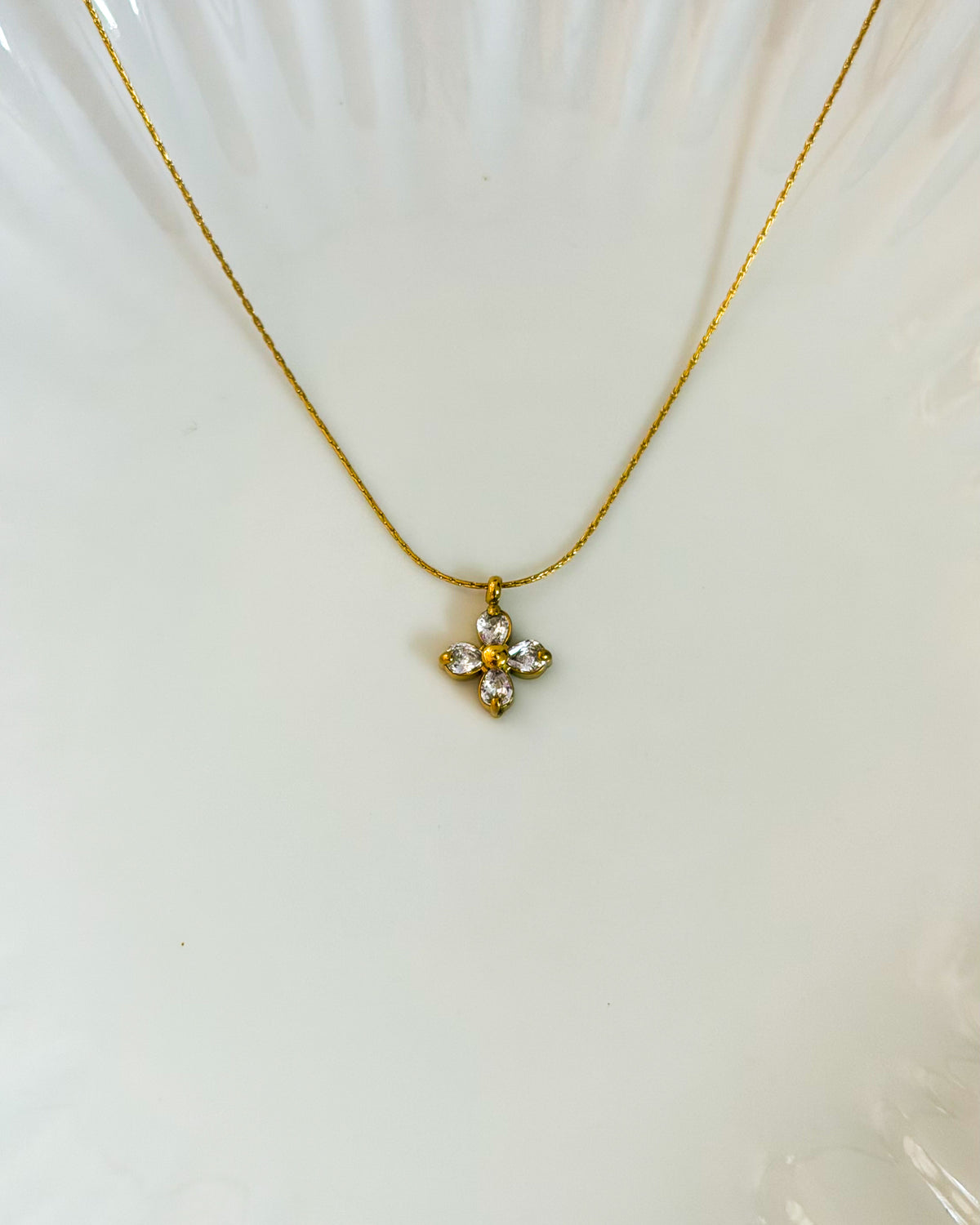Mini four petal floral necklace