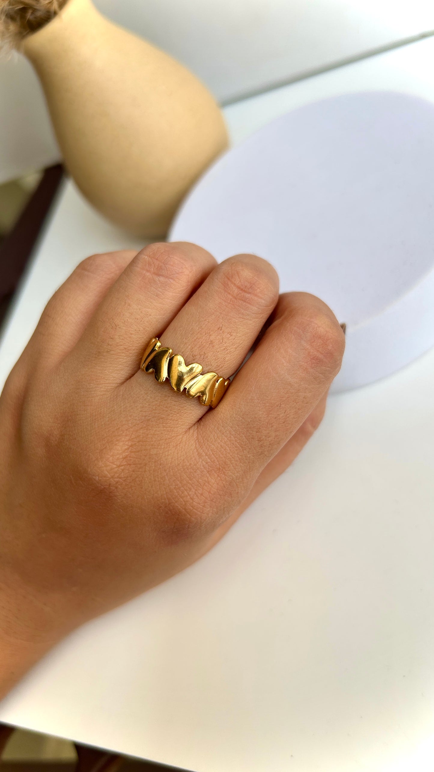 Minimal heart adjustable ring