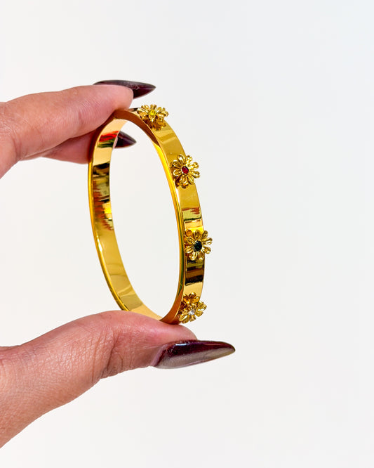 Daisy thin wrist/ baby size bracelet