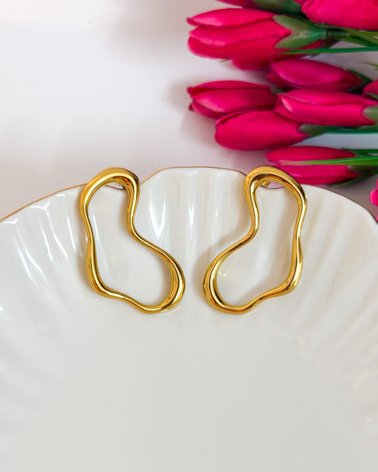 Molten loop earring