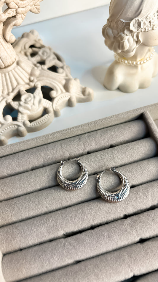 Geometric detailed silver hoops