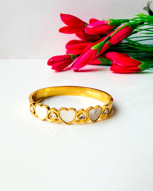 MOP Heart thin wrist / baby size bracelet