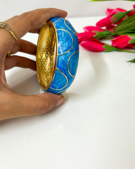 Chunky blue Italian bracelet