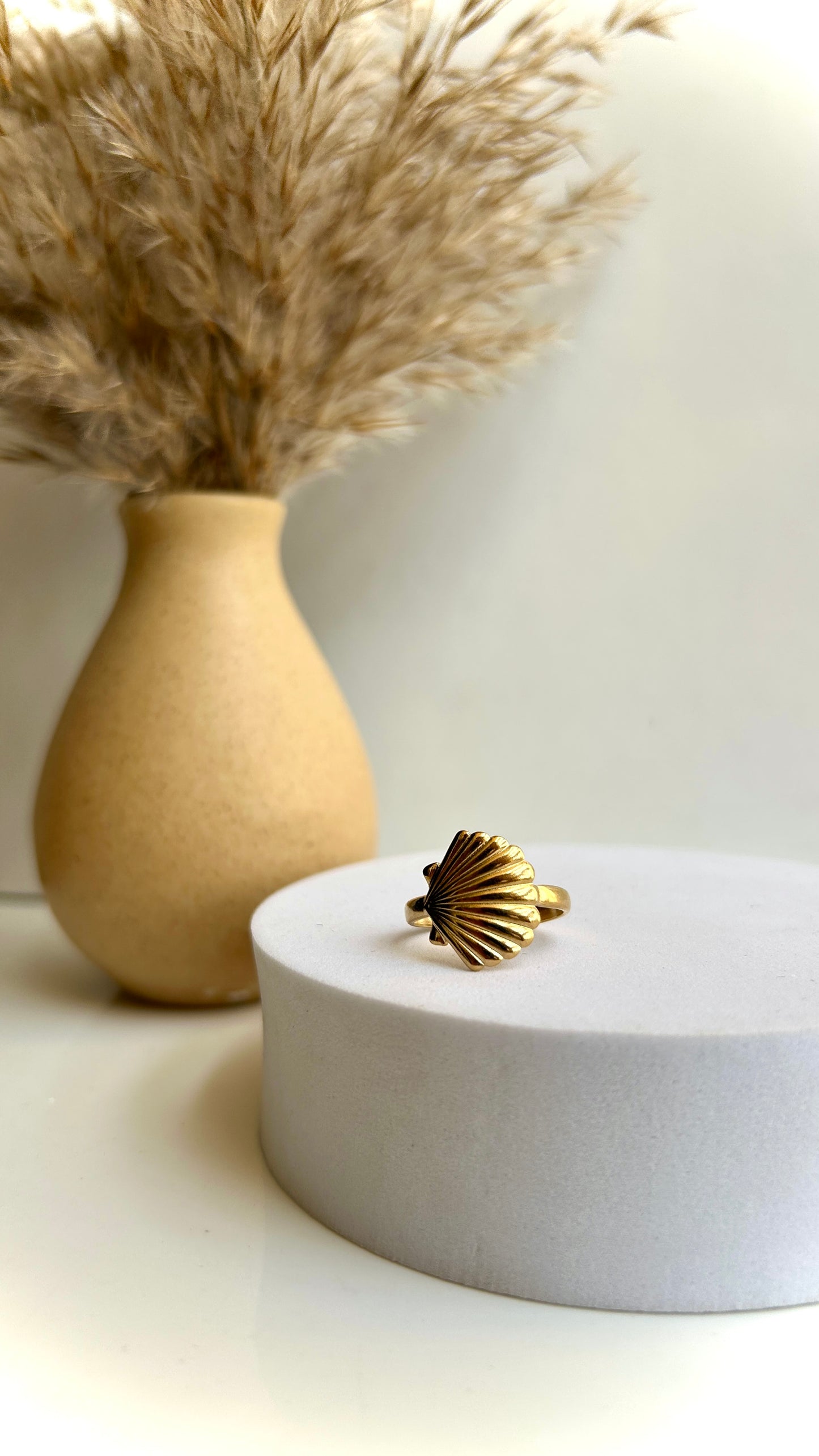 Sea shell 2.0 adjustable ring