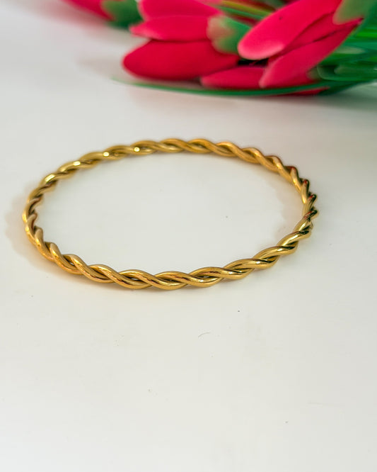 Twisted rope bracelet