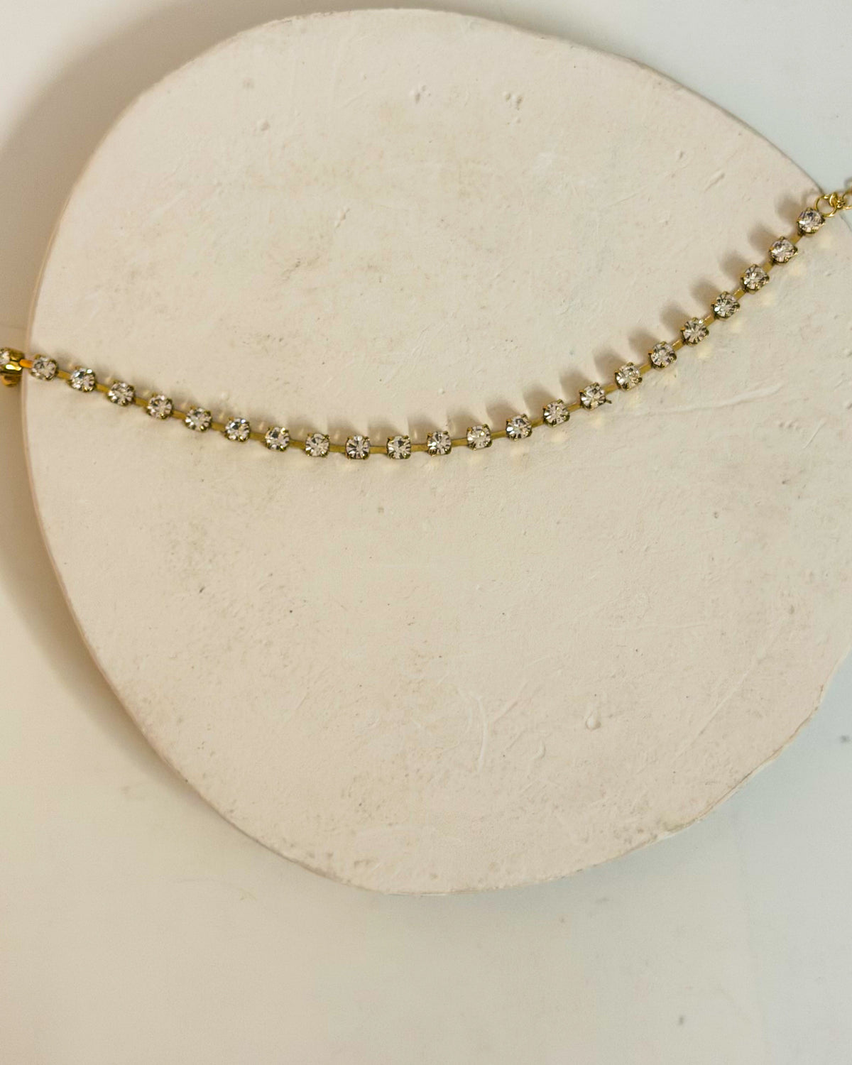 Round stone tennis bracelet