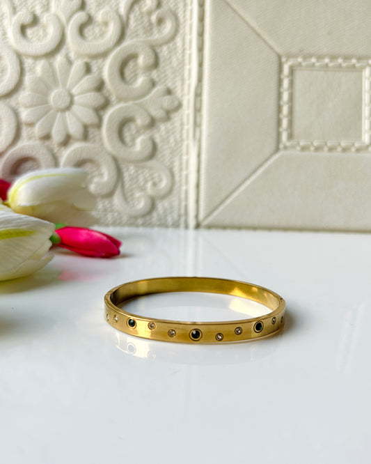 Studded green stone bracelet