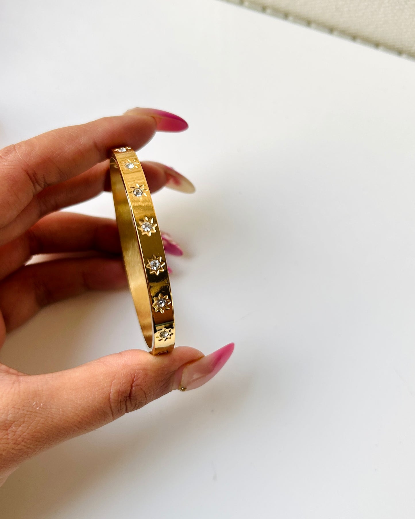 Star stone statement bracelet