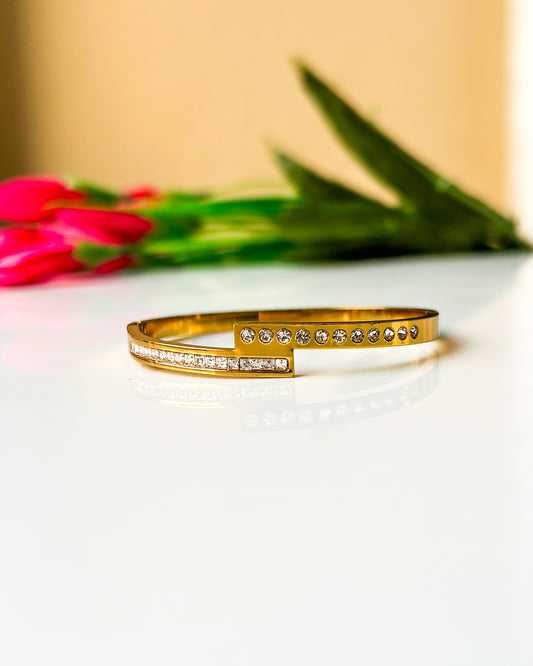 Over the top thin wrist/ baby size bracelet