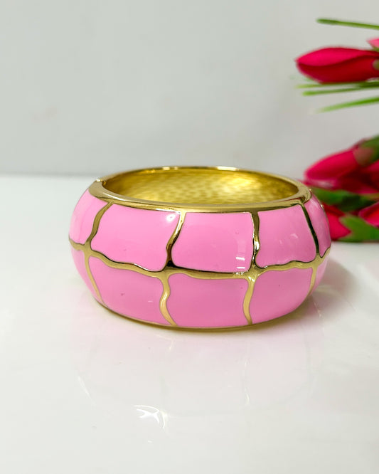 Chunky pink Italian bracelet