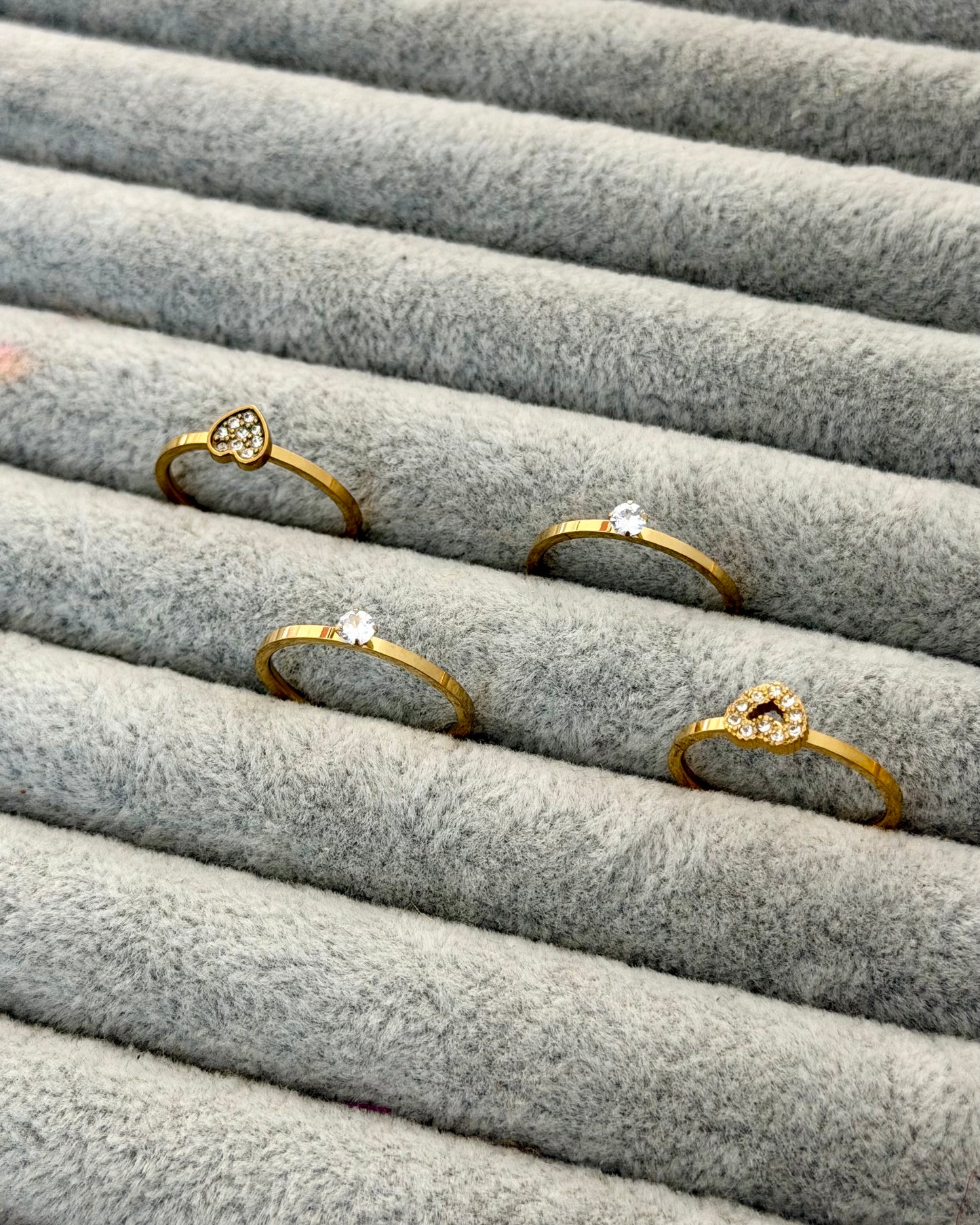 Studded Hollow heart ring set of 4