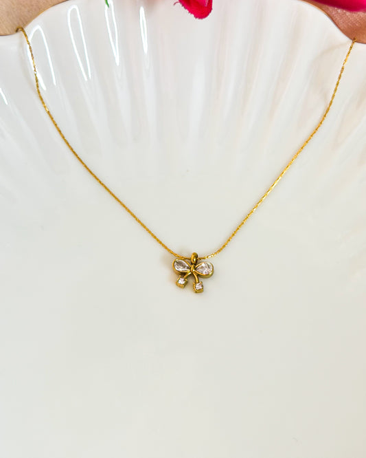 White mini bow necklace