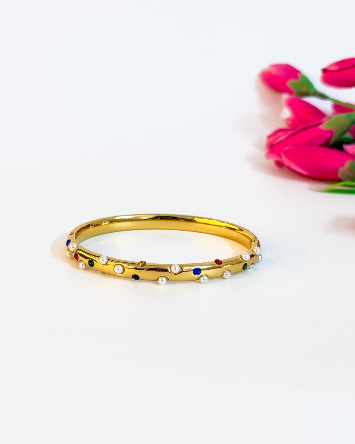 Pearl droplets bracelet