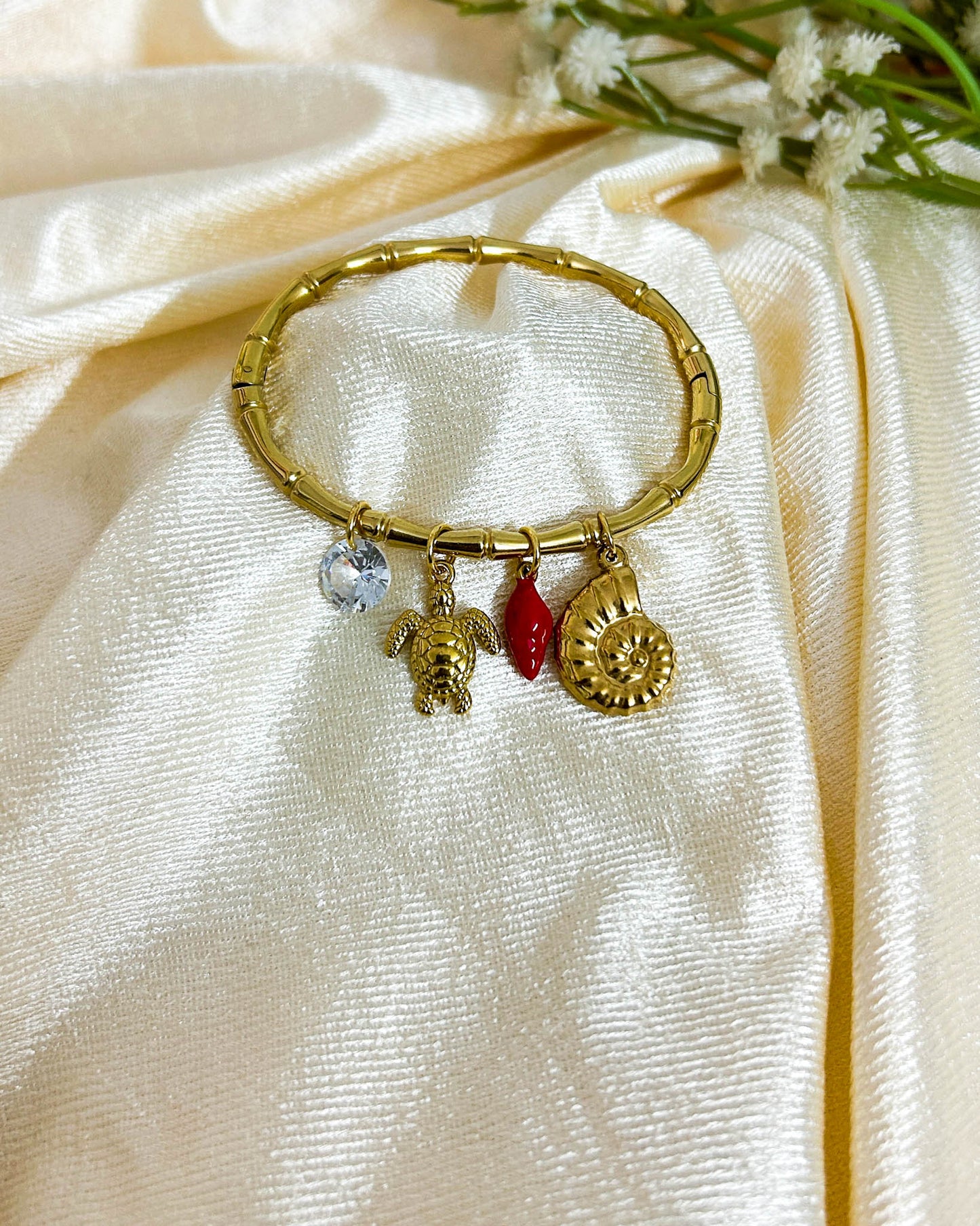 Chilli with shell bamboo charm bracelet