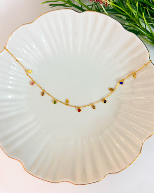 Leaf charm necklace