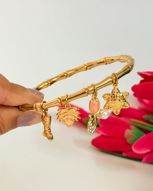 Pearl tulip charm bamboo bracelet