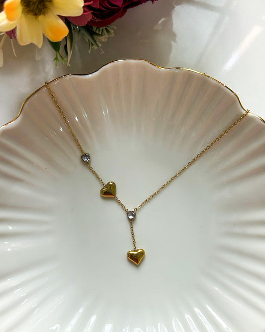 Hanging heart necklace