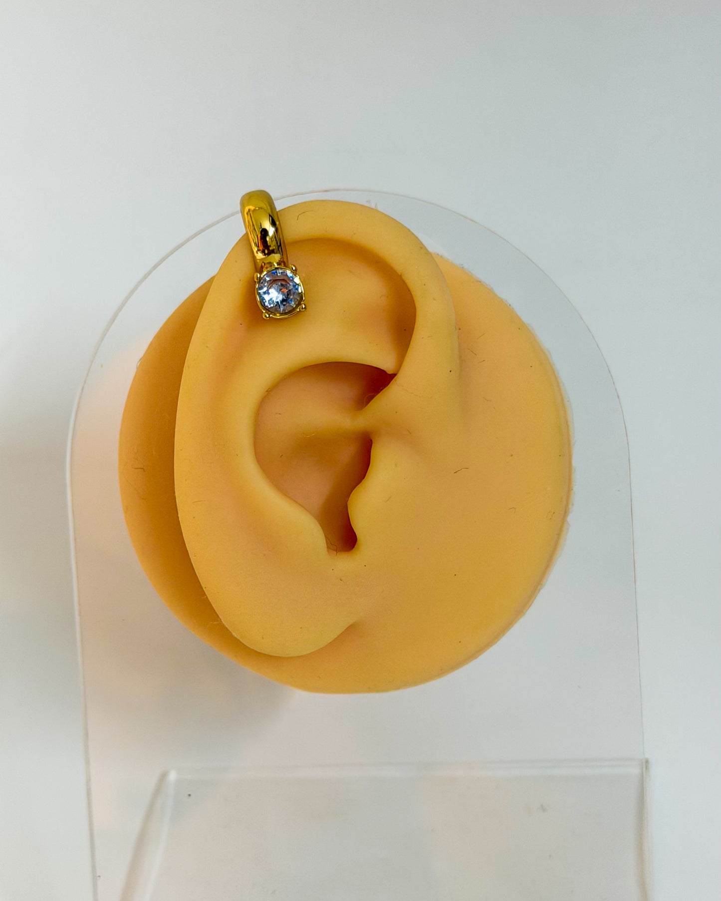 Tiny twinkle Earcuff