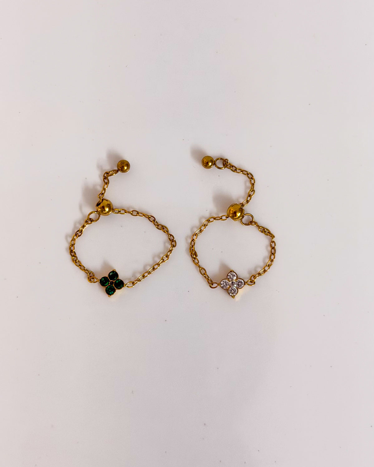 Clover adjustable chain ring