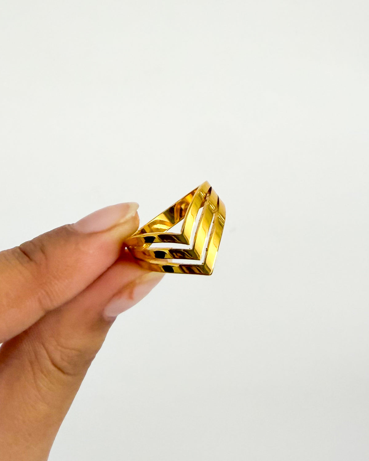Three layer v ring