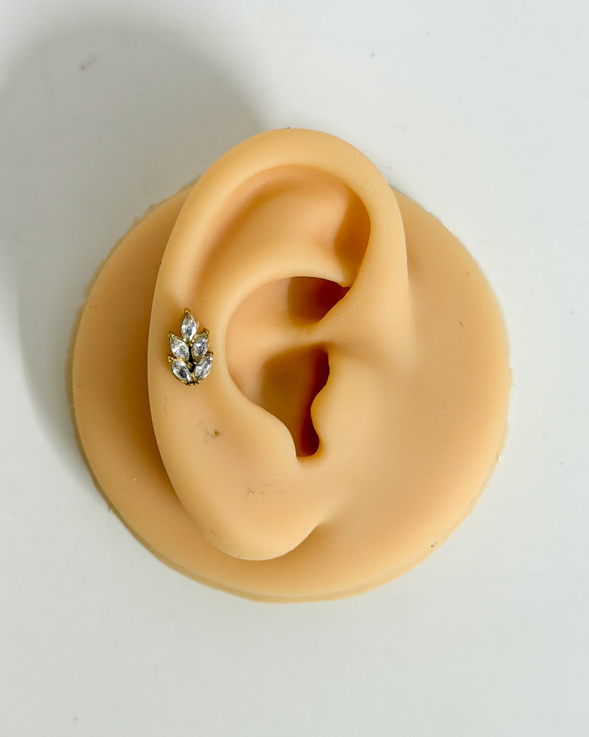 5 petal leafy ballback studs (Ss)