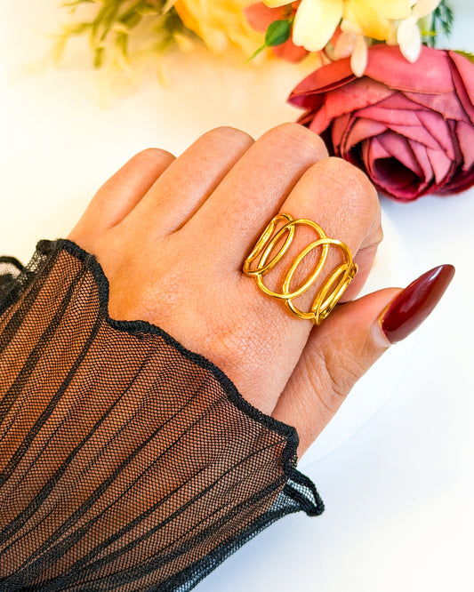 Loop hoop Adjustable ring