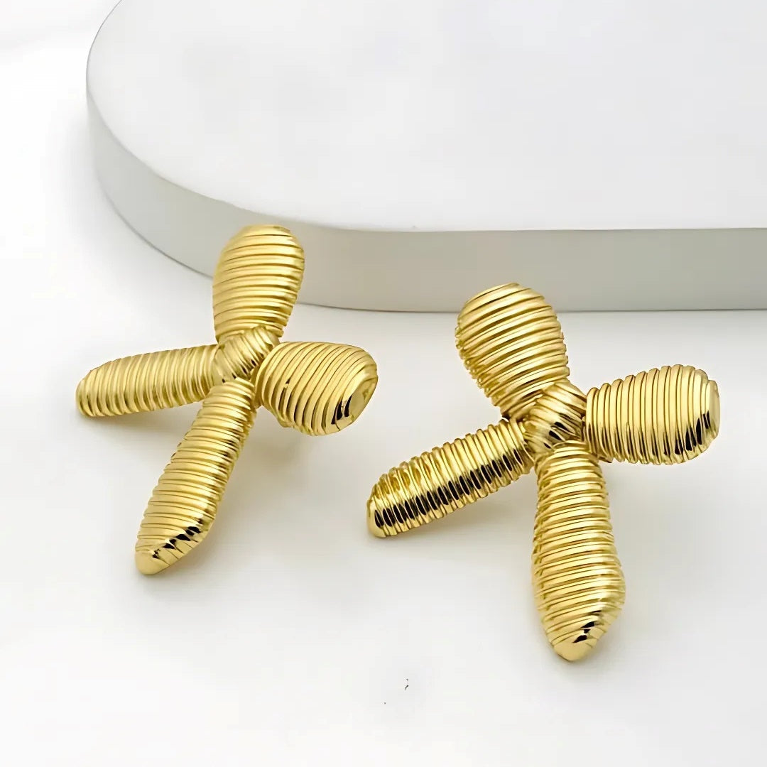 Zigzag bow statement, earring