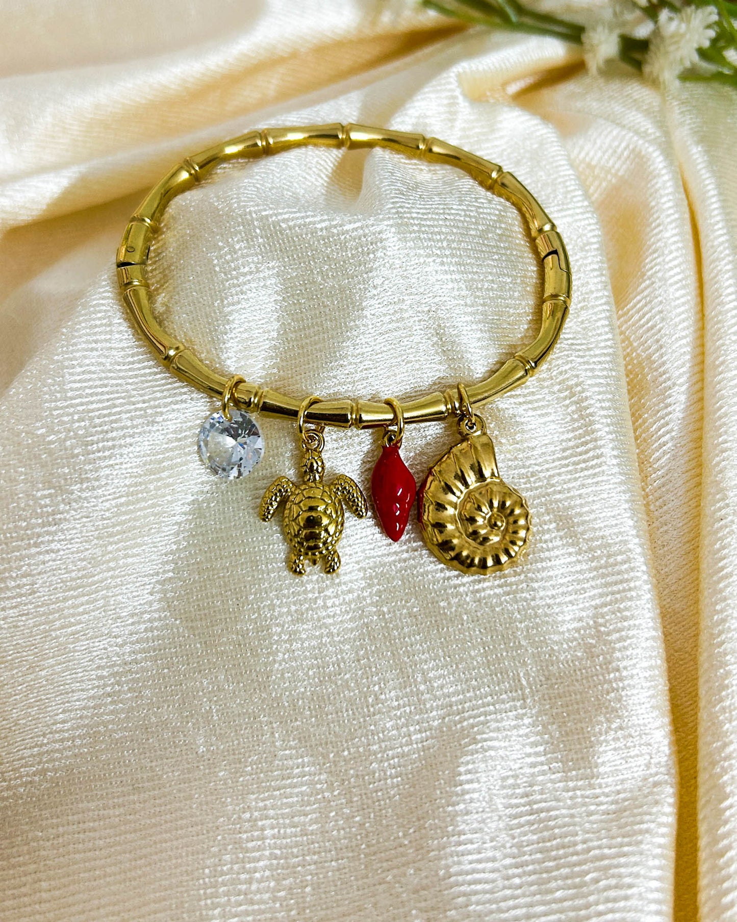 Chilli with shell bamboo charm bracelet