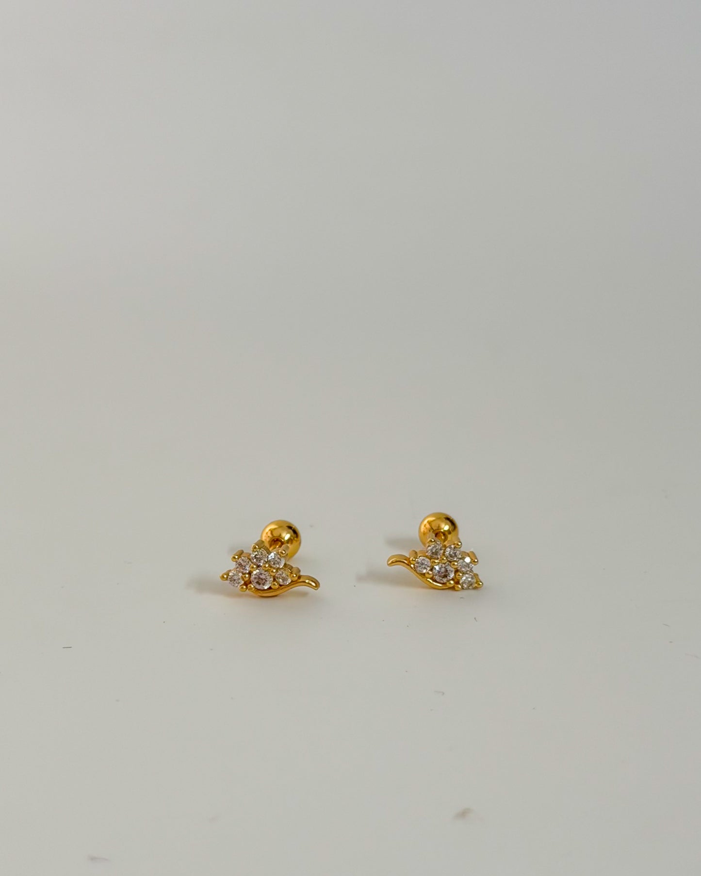 Flora ball back studs