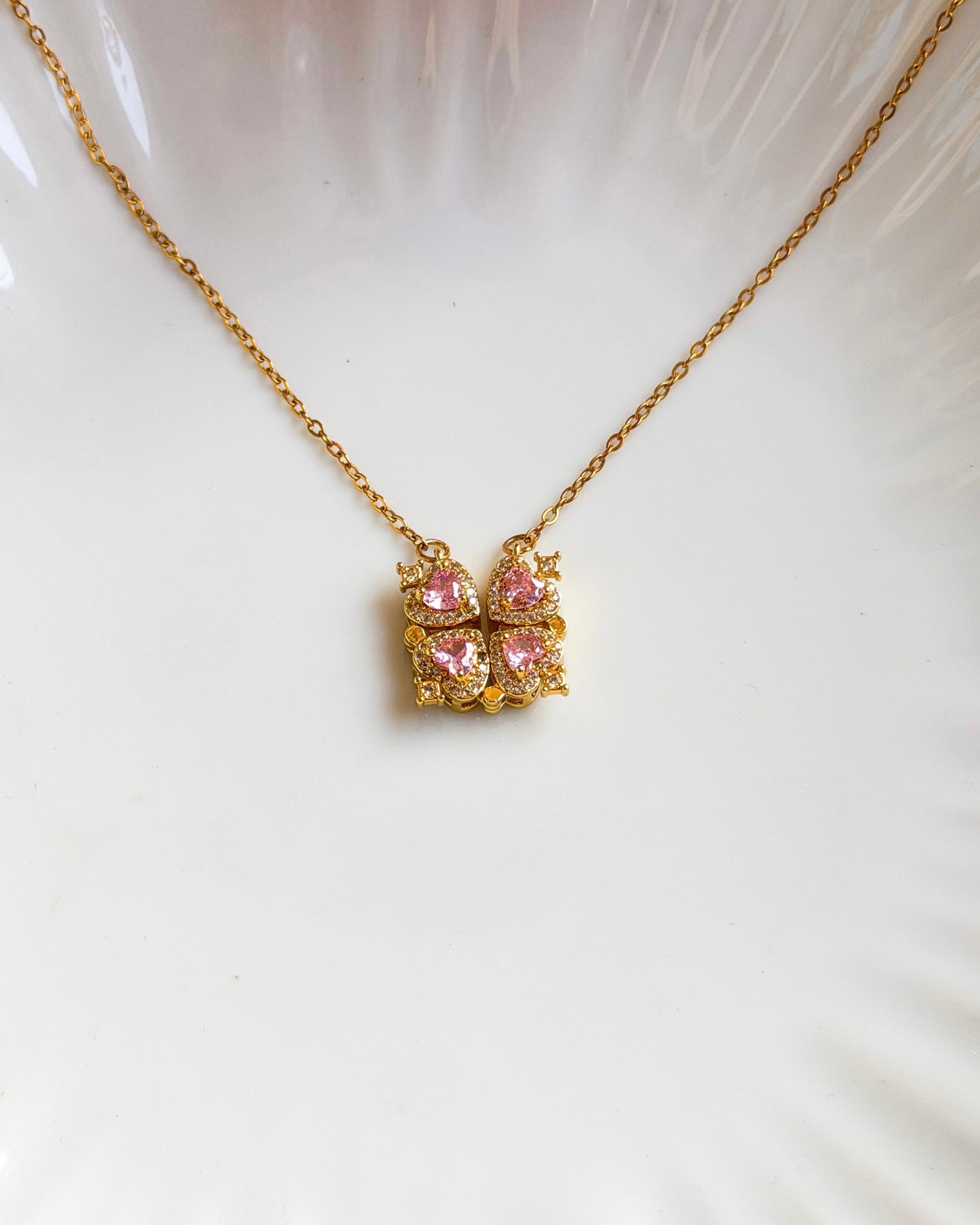 Pink heart magnetic necklace