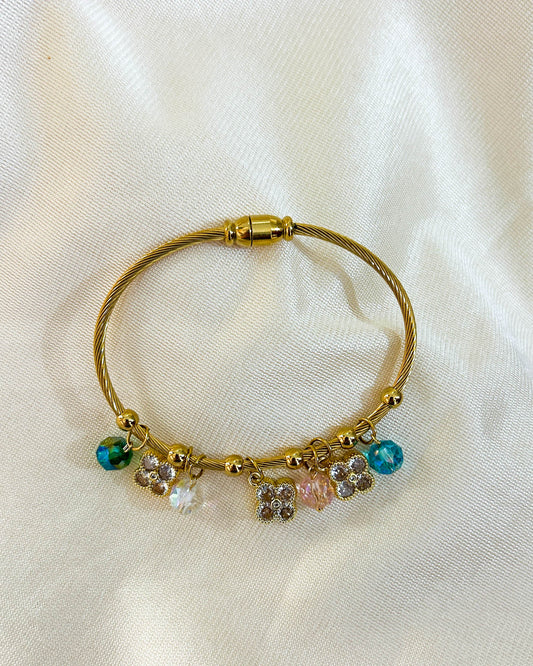 Magnetic charm Bracelet clover