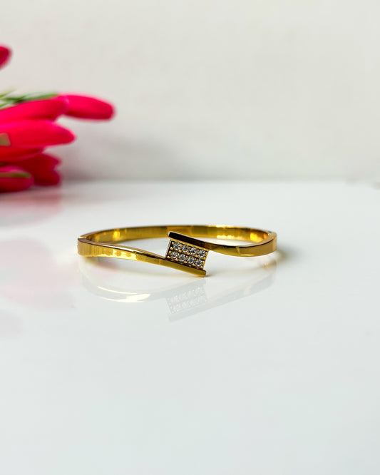Delicate thin wrist / baby size barcelets