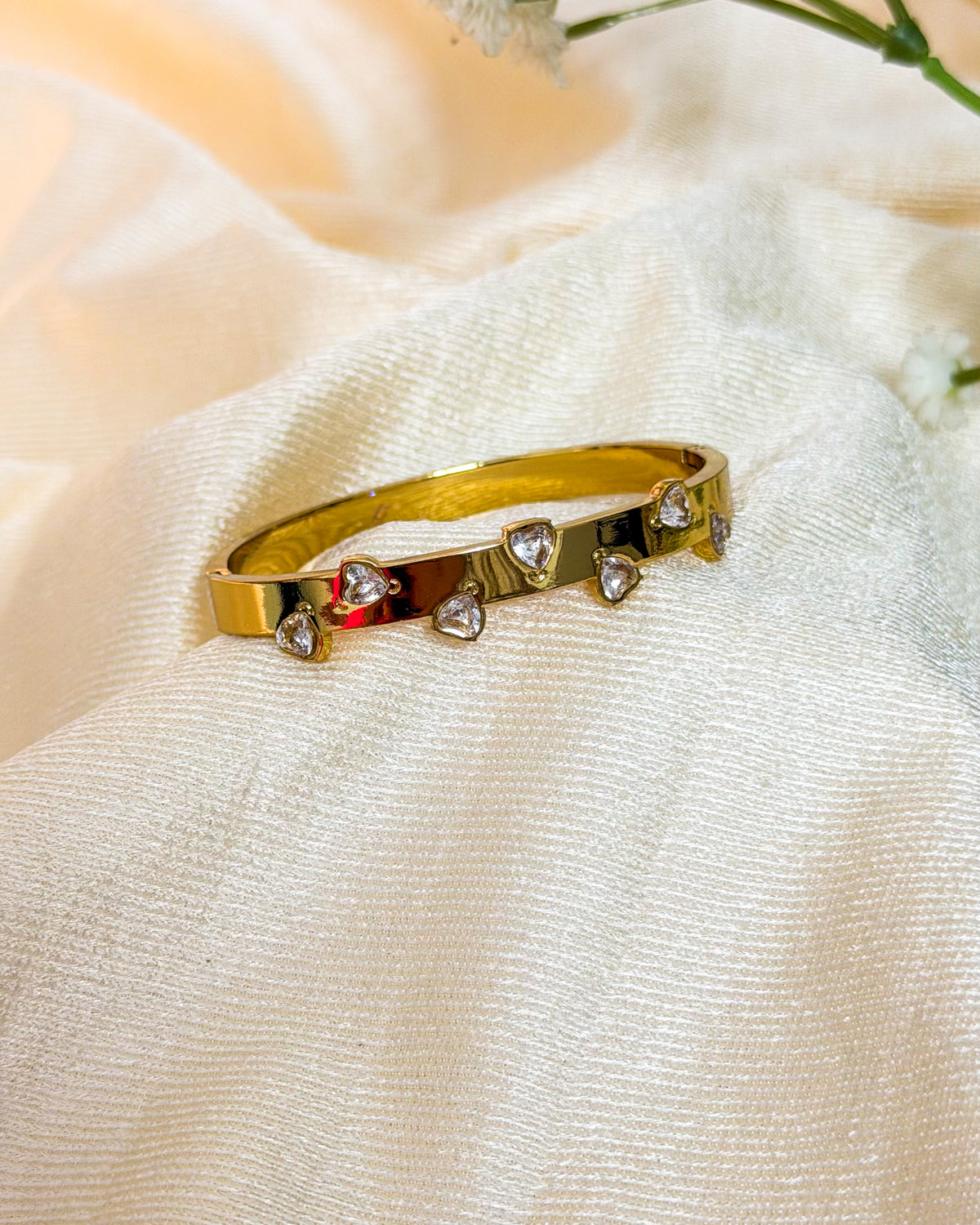 Crystal heart bracelet