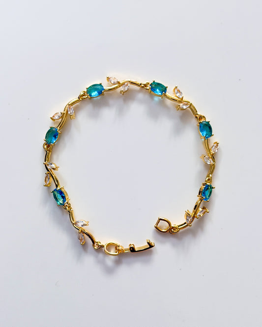Baby size gold aqua tulip bracelet