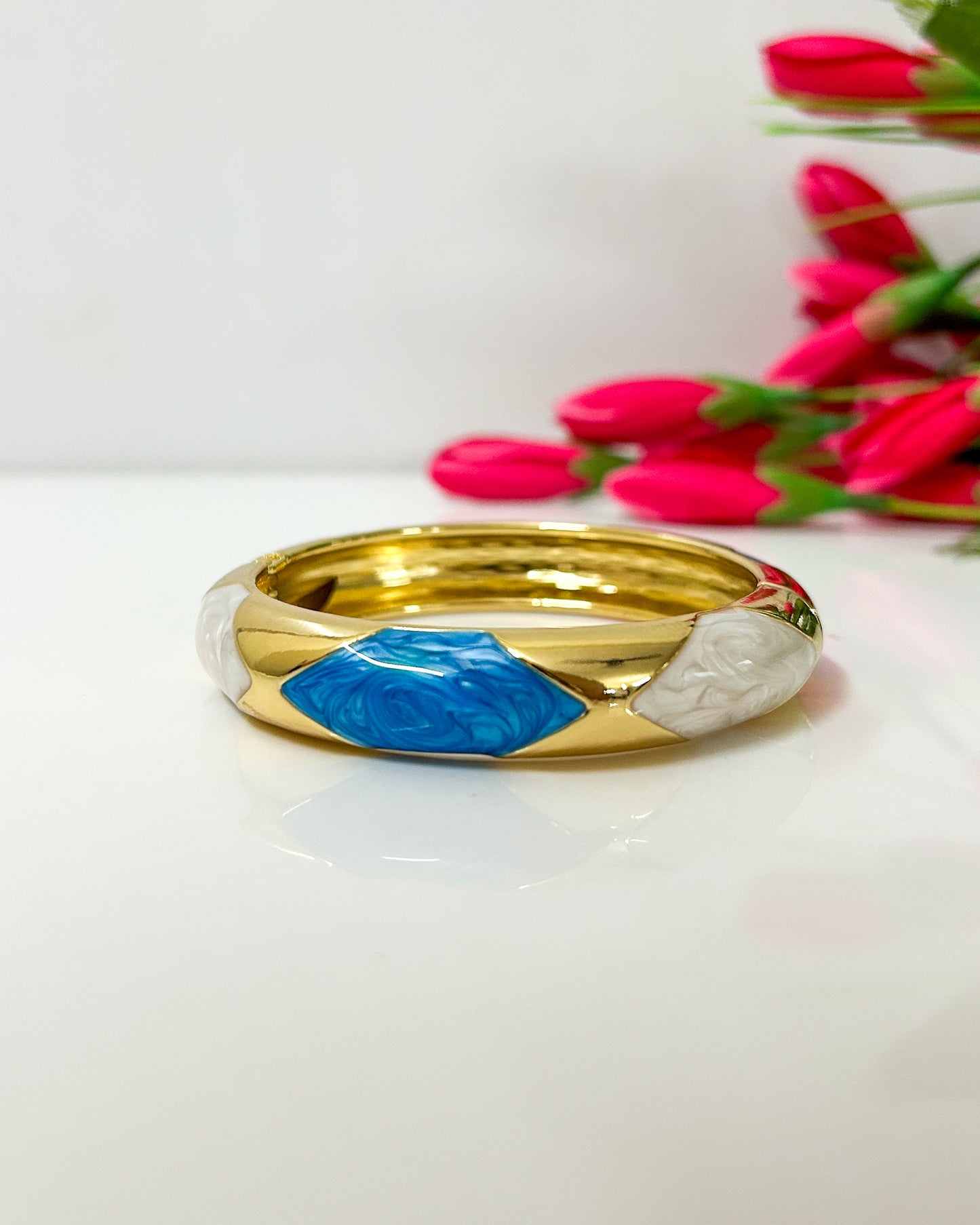 Blue gold detailed Italian bracelet