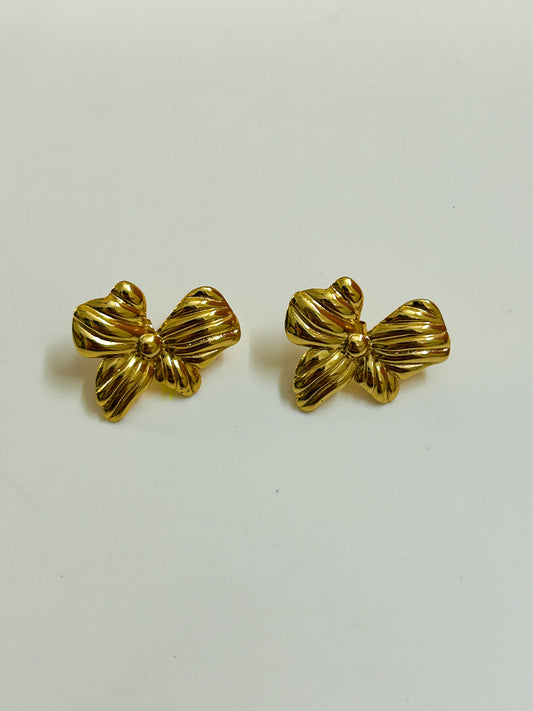 Mini bow studs