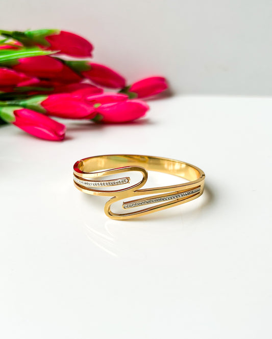 Loop Thin wrist bracelet